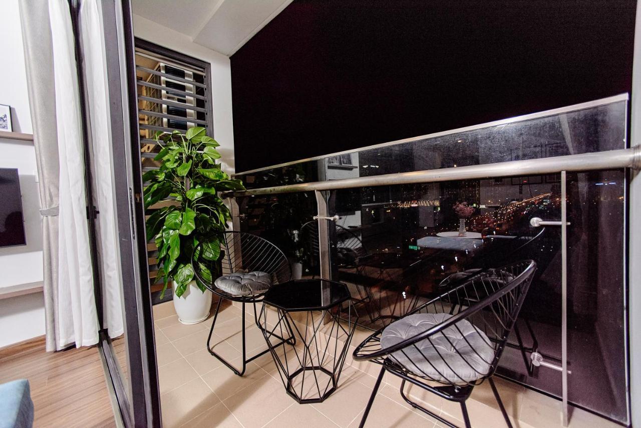 Aspaces Serviced Apartments - Vinhomes West Point Hanoi Exterior photo